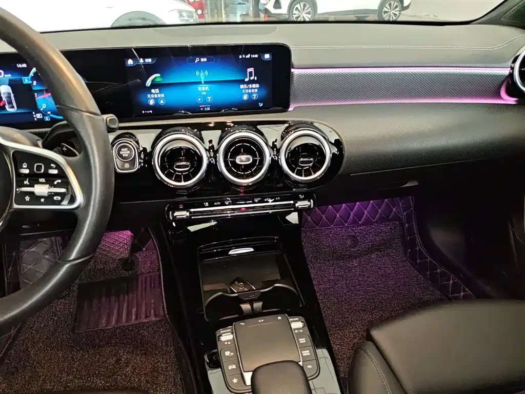 Mercedes-Benz Mercedes-Benz A-Class 2021 A 180 L Sports Sedan