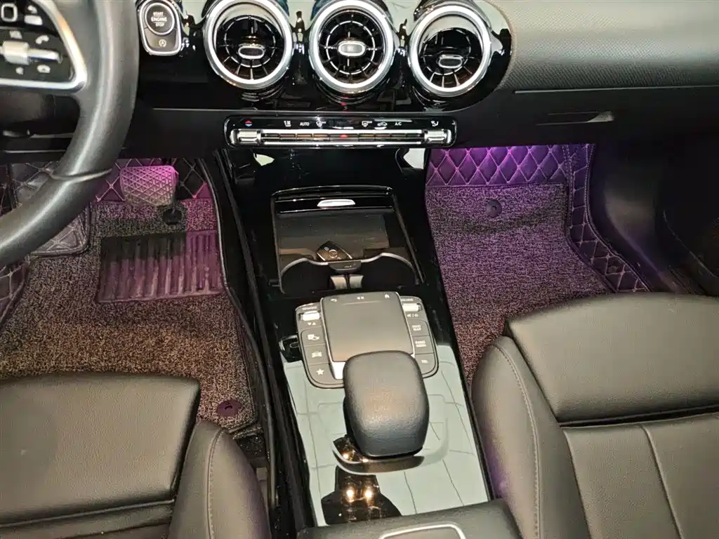 Mercedes-Benz Mercedes-Benz A-Class 2021 A 180 L Sports Sedan