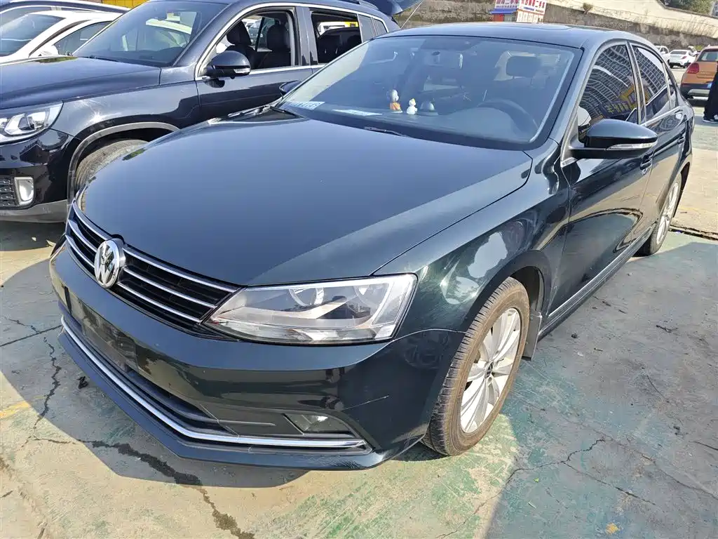 Volkswagen Sagitar 2016 230TSI 25th Anniversary Edition