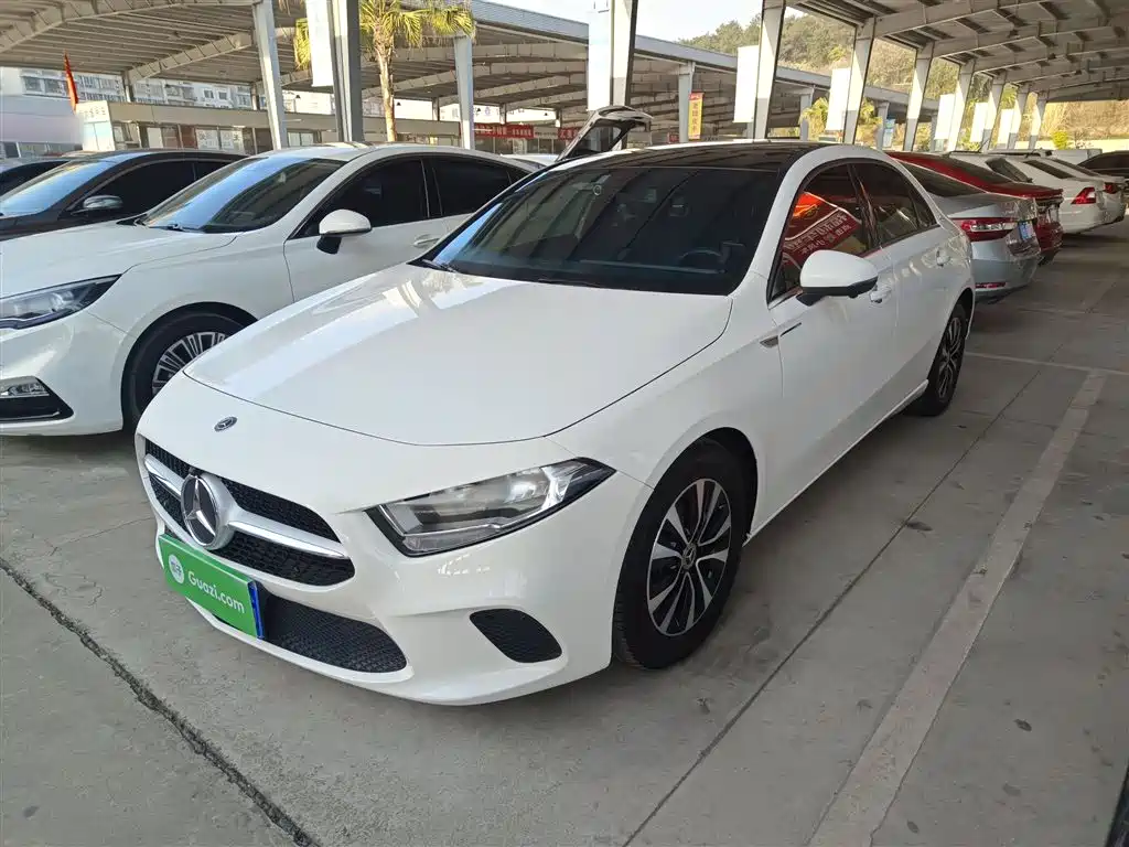 Mercedes-Benz Mercedes-Benz A-Class 2019 A 180 L
