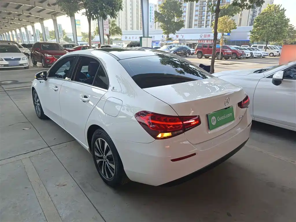 Mercedes-Benz Mercedes-Benz A-Class 2019 A 180 L