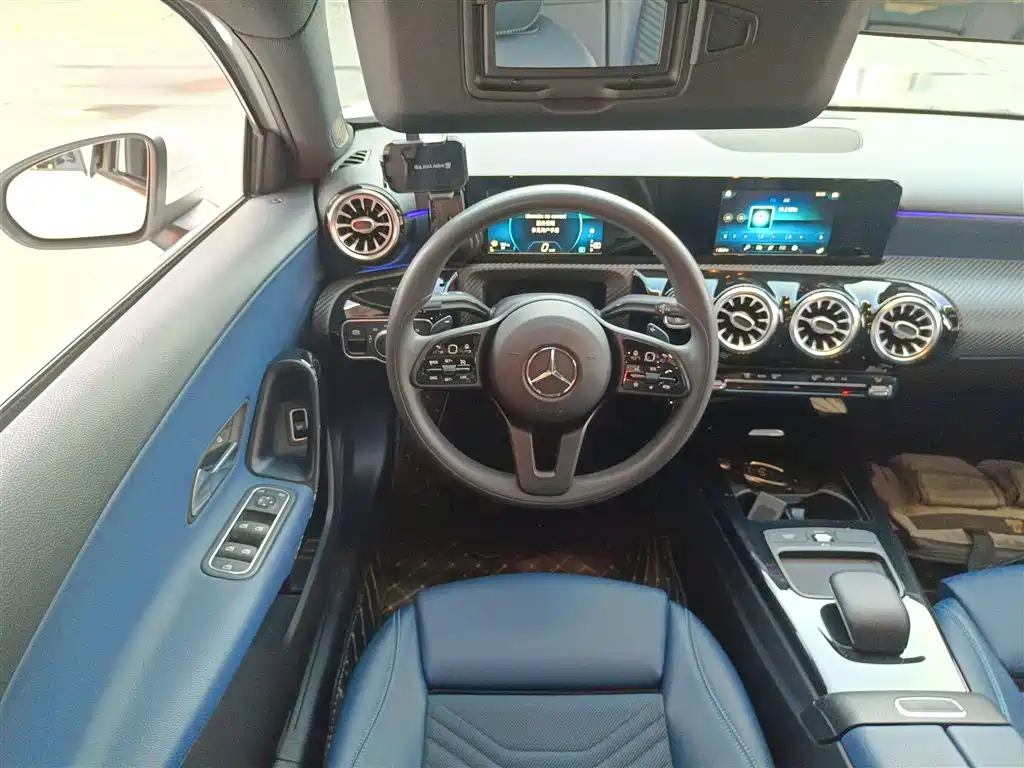 Mercedes-Benz Mercedes-Benz A-Class 2019 A 180 L