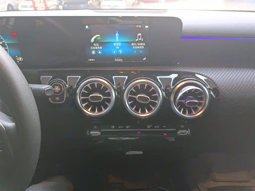Mercedes-Benz Mercedes-Benz A-Class 2019 A 180 L