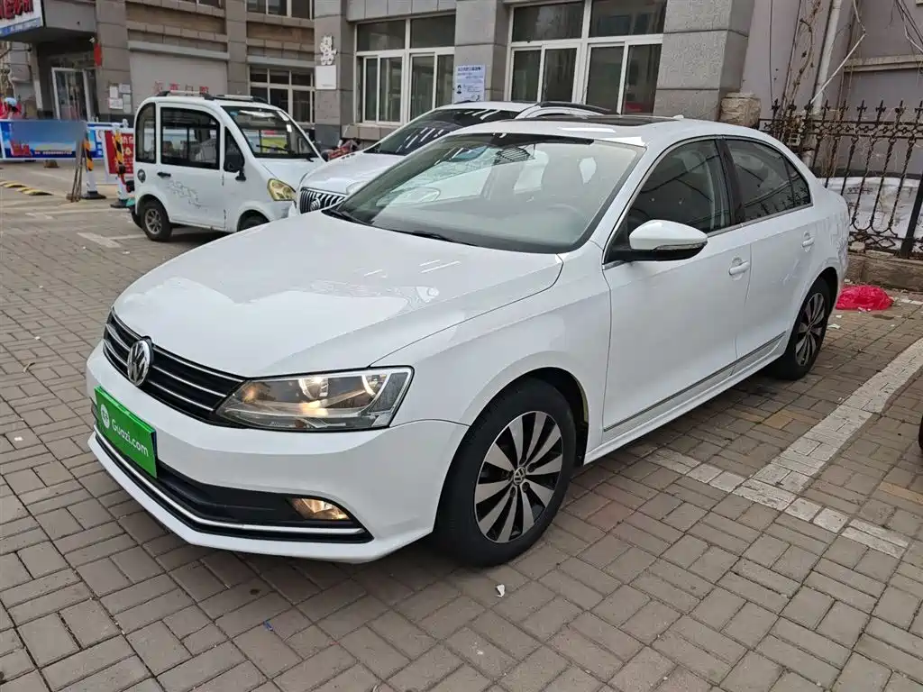 Volkswagen Sagitar 2017 1.6L Automatic Comfort