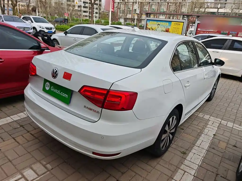 Volkswagen Sagitar 2017 1.6L Automatic Comfort