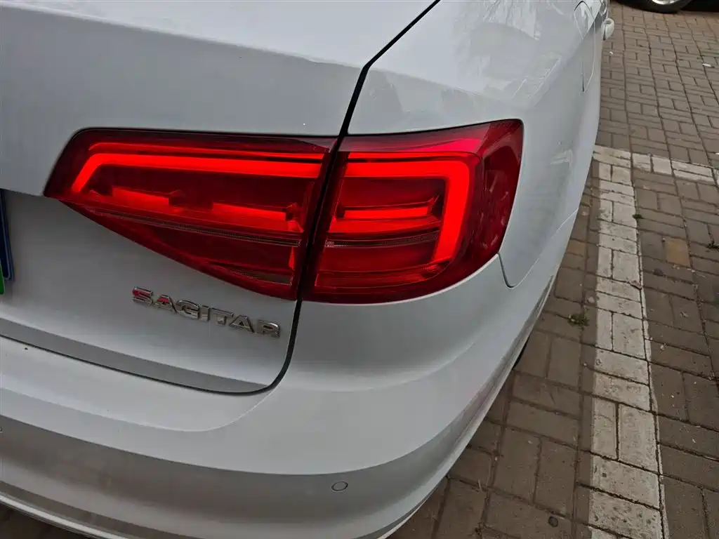 Volkswagen Sagitar 2017 1.6L Automatic Comfort