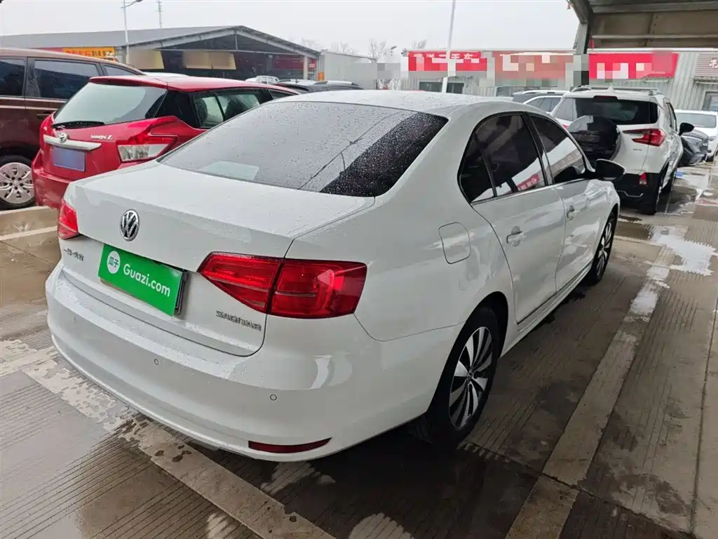 Volkswagen Sagitar 2018 1.6L Automatic Comfort