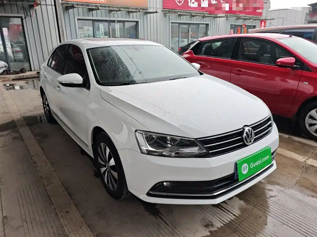 Volkswagen Sagitar 2018 1.6L Automatic Comfort