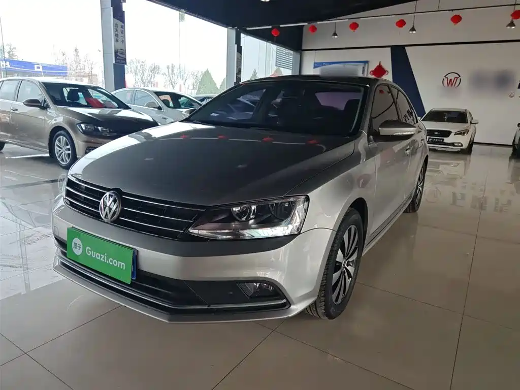 Volkswagen Sagitar 2018 1.6L Automatic Comfort