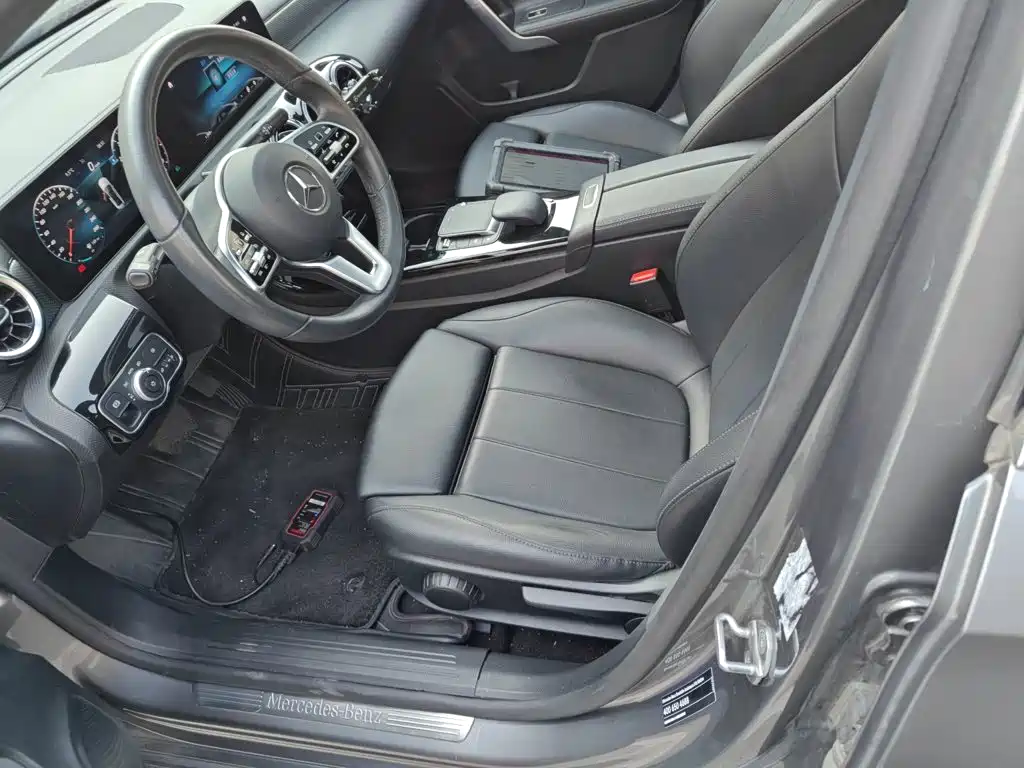 Mercedes-Benz Mercedes-Benz A-Class 2021 Facelift A 180 L Sport Sedan