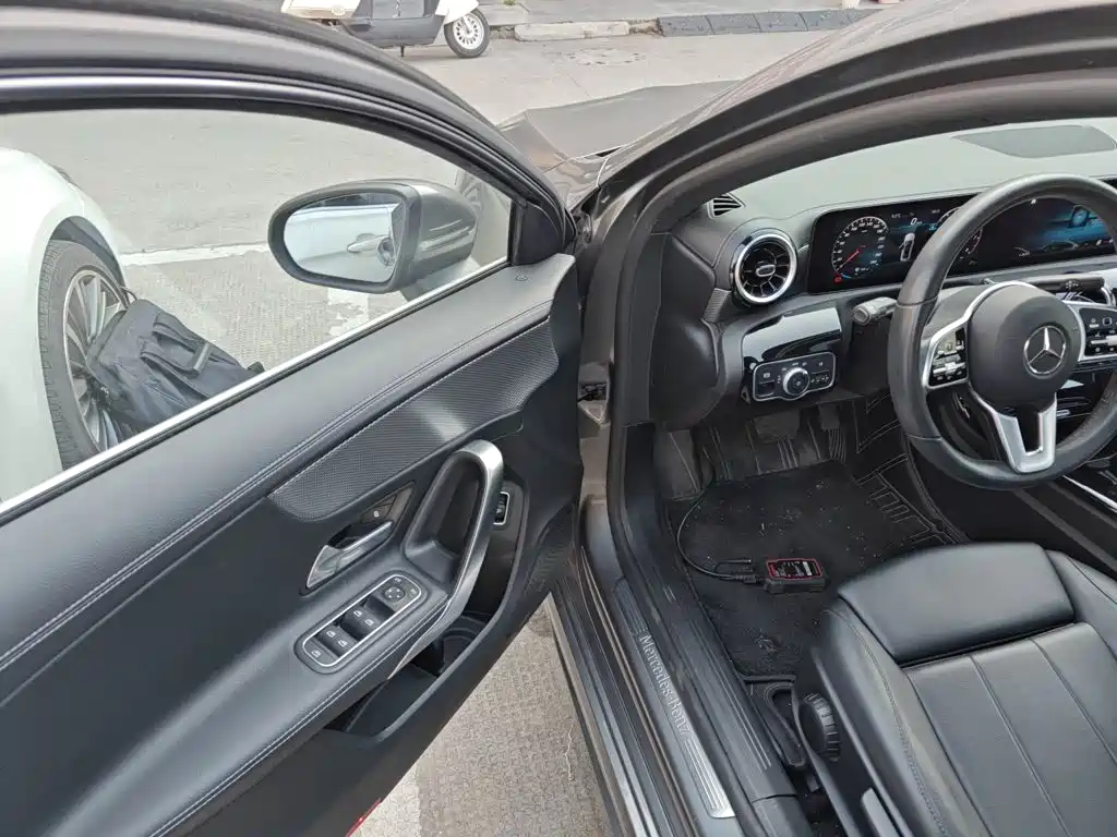 Mercedes-Benz Mercedes-Benz A-Class 2021 Facelift A 180 L Sport Sedan