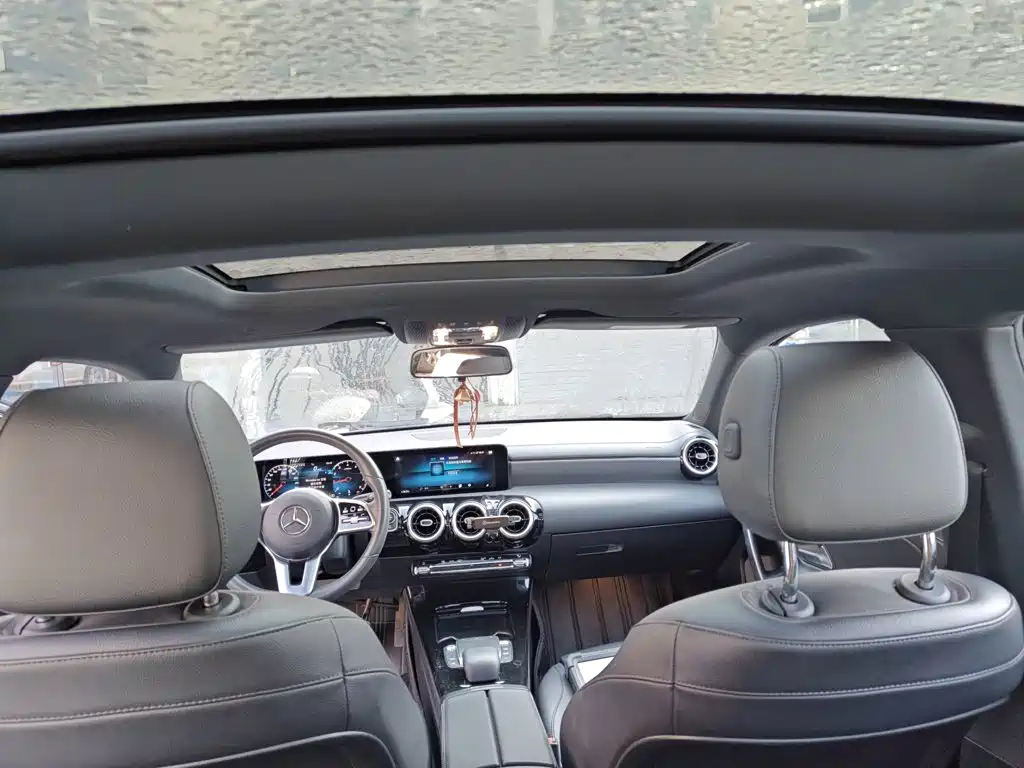 Mercedes-Benz Mercedes-Benz A-Class 2021 Facelift A 180 L Sport Sedan