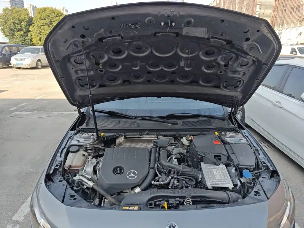 Mercedes-Benz Mercedes-Benz A-Class 2021 Facelift A 180 L Sport Sedan