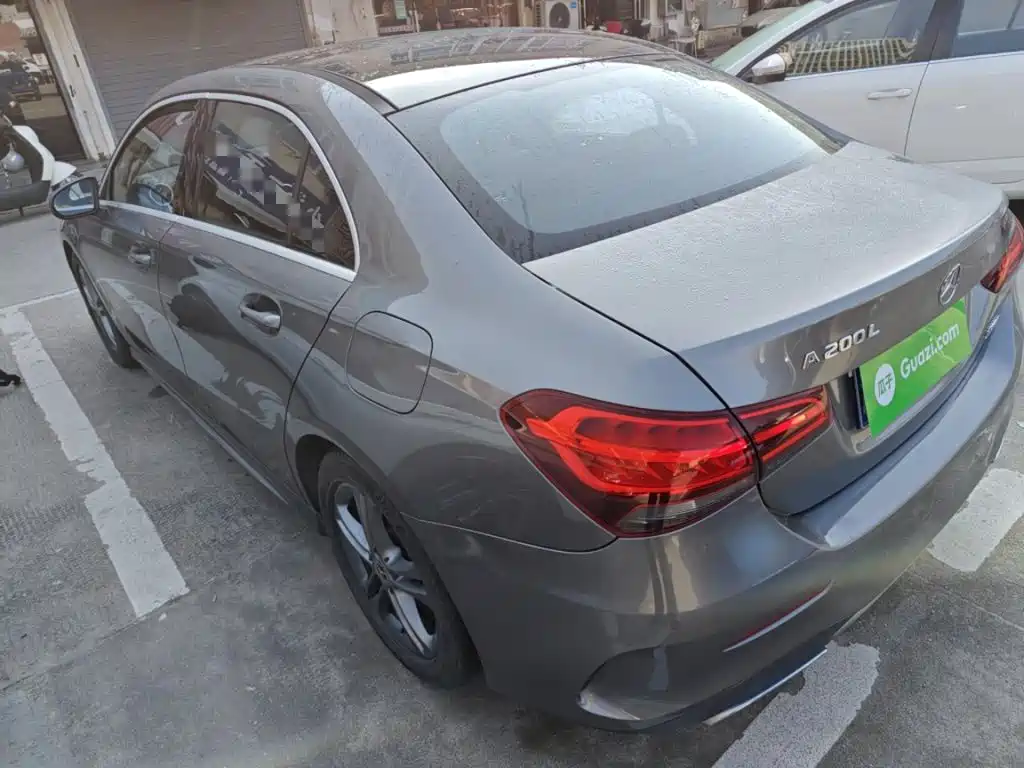 Mercedes-Benz Mercedes-Benz A-Class 2021 Facelift A 180 L Sport Sedan
