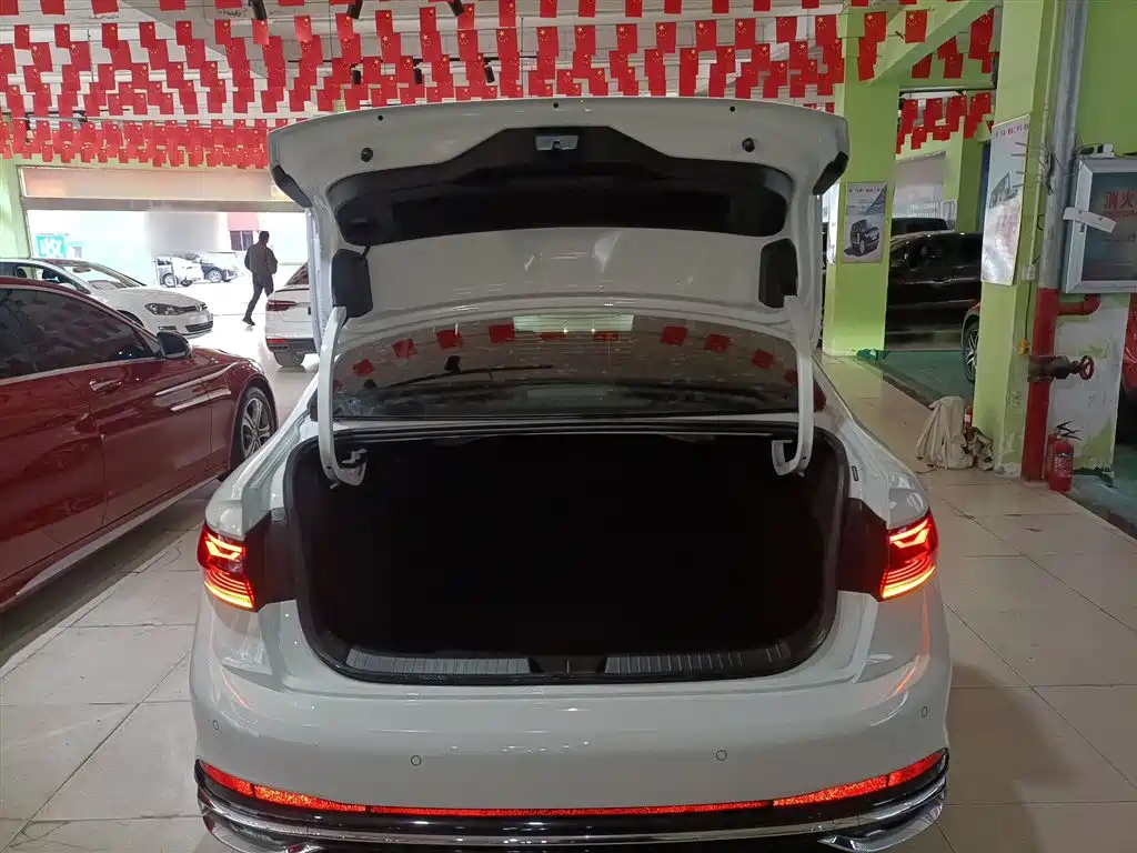 Volkswagen Sagitar 2023 280TSI DSG Beyond Lite