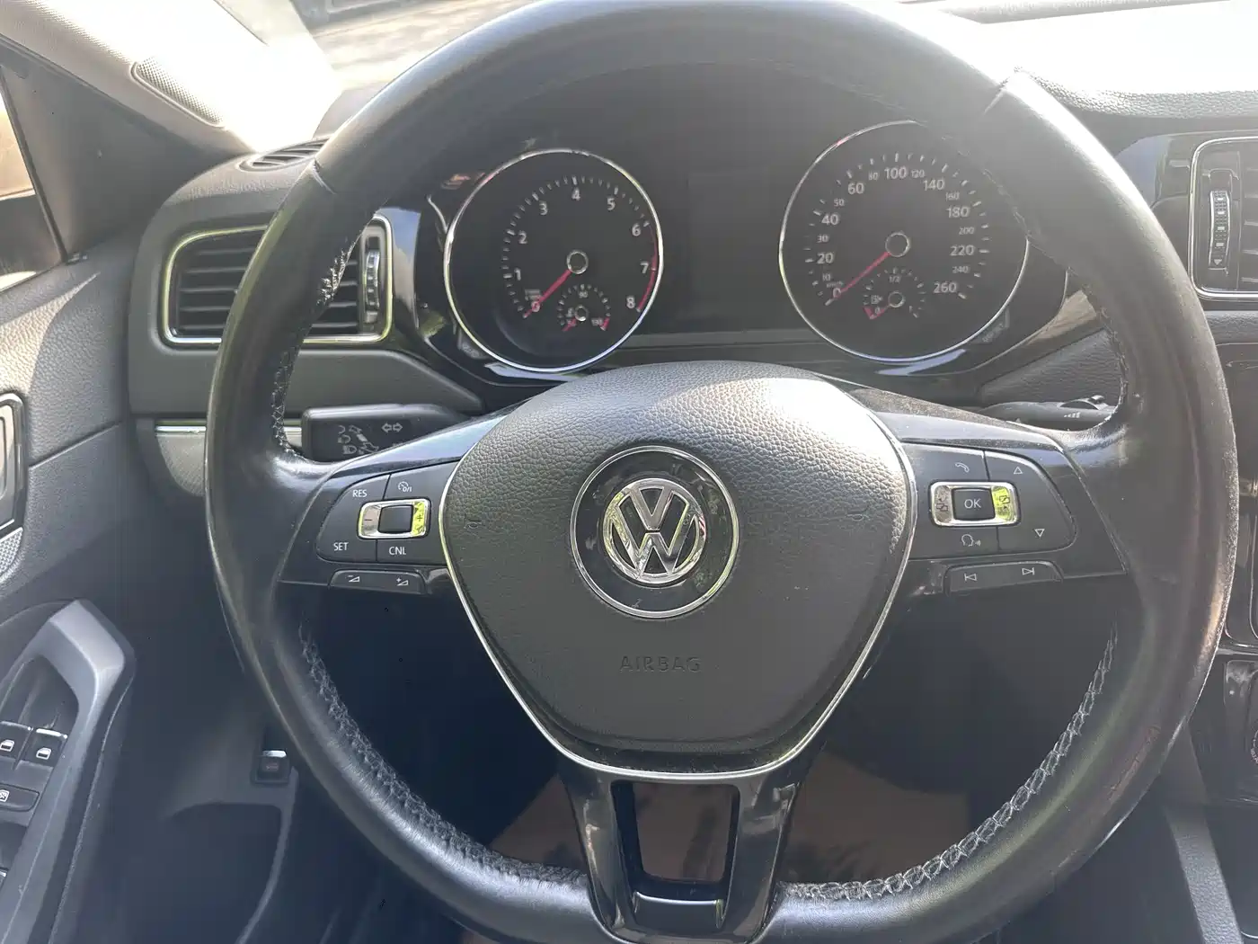 Volkswagen Sagitar 2017 230TSI Automatic Comfort