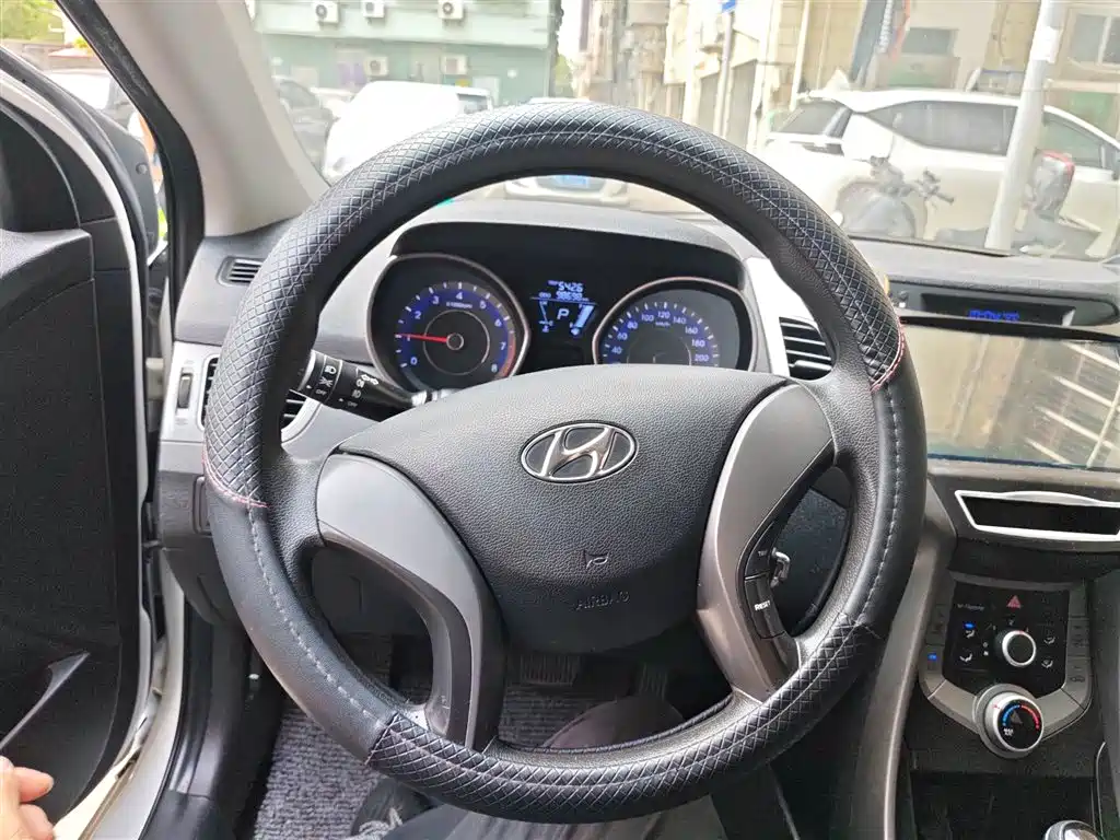 Hyundai Langdong 2016 1.6L Automatic Smart Edition