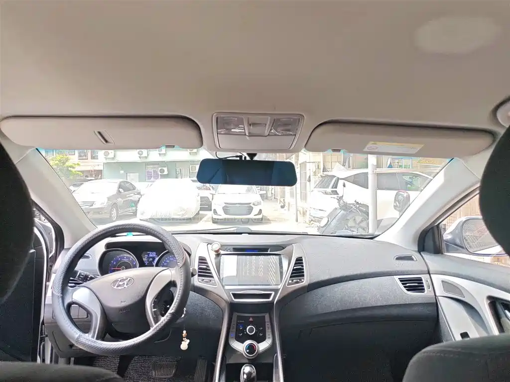 Hyundai Langdong 2016 1.6L Automatic Smart Edition