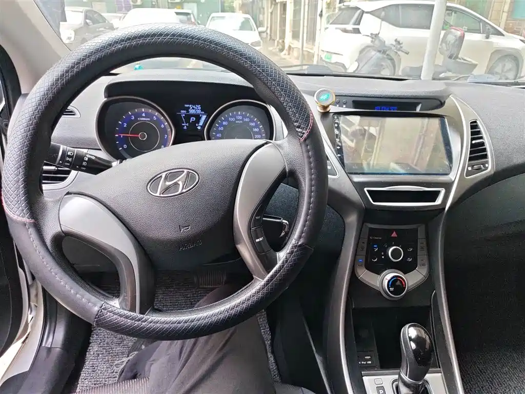 Hyundai Langdong 2016 1.6L Automatic Smart Edition
