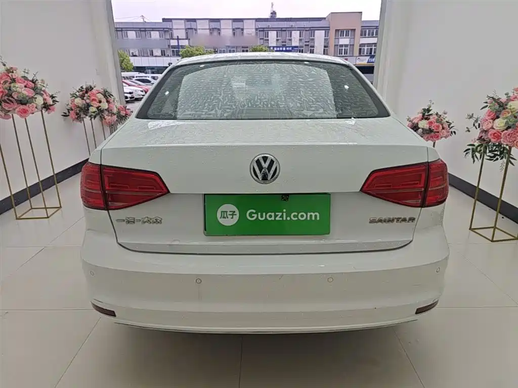 Volkswagen Sagitar 2017 1.6L Automatic Comfort