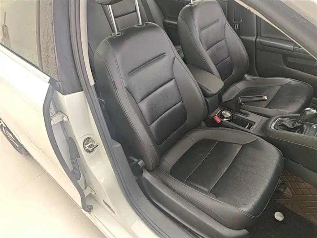 Volkswagen Sagitar 2017 1.6L Automatic Comfort
