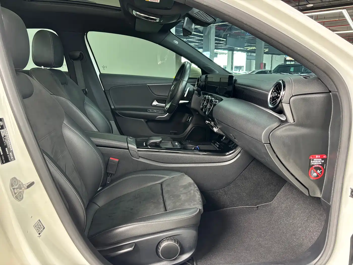Mercedes-Benz Mercedes-Benz A-Class 2020 A 180 L Sport Sedan