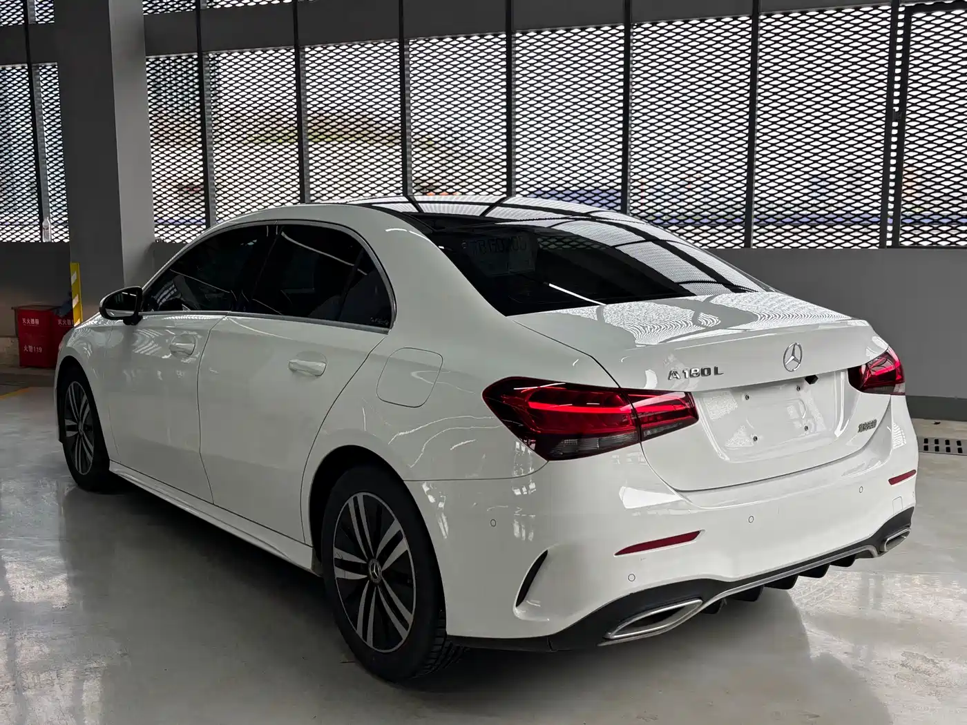 Mercedes-Benz Mercedes-Benz A-Class 2020 A 180 L Sport Sedan