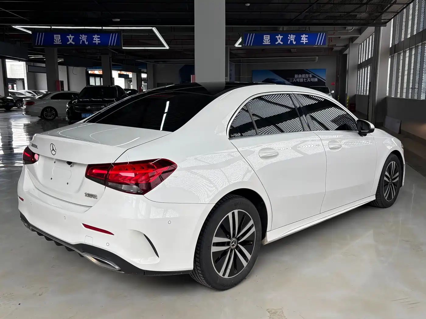 Mercedes-Benz Mercedes-Benz A-Class 2020 A 180 L Sport Sedan