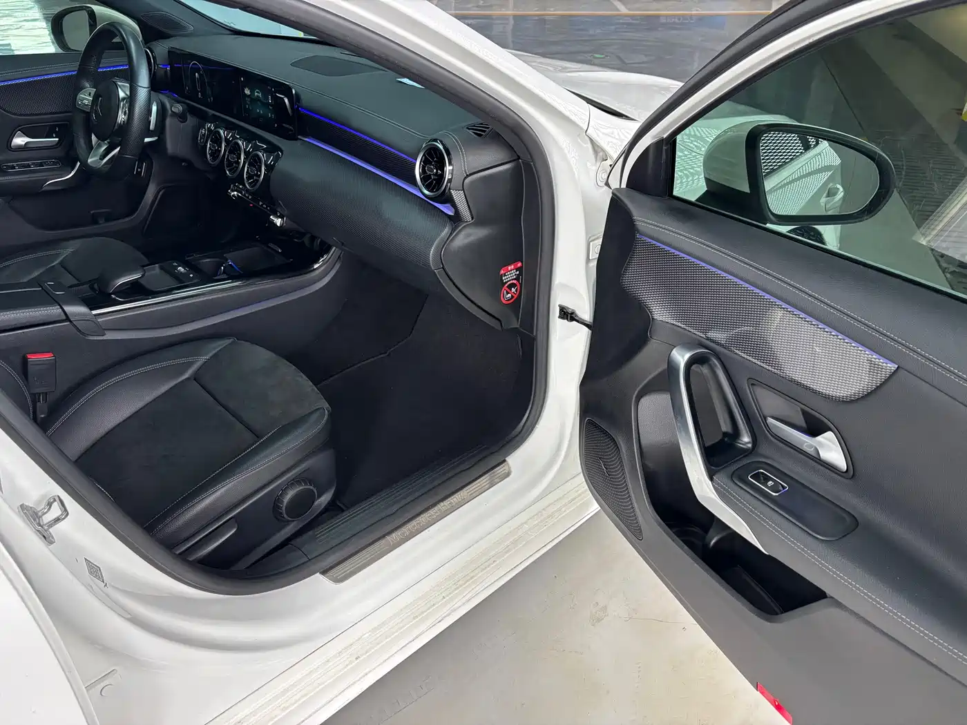 Mercedes-Benz Mercedes-Benz A-Class 2020 A 180 L Sport Sedan