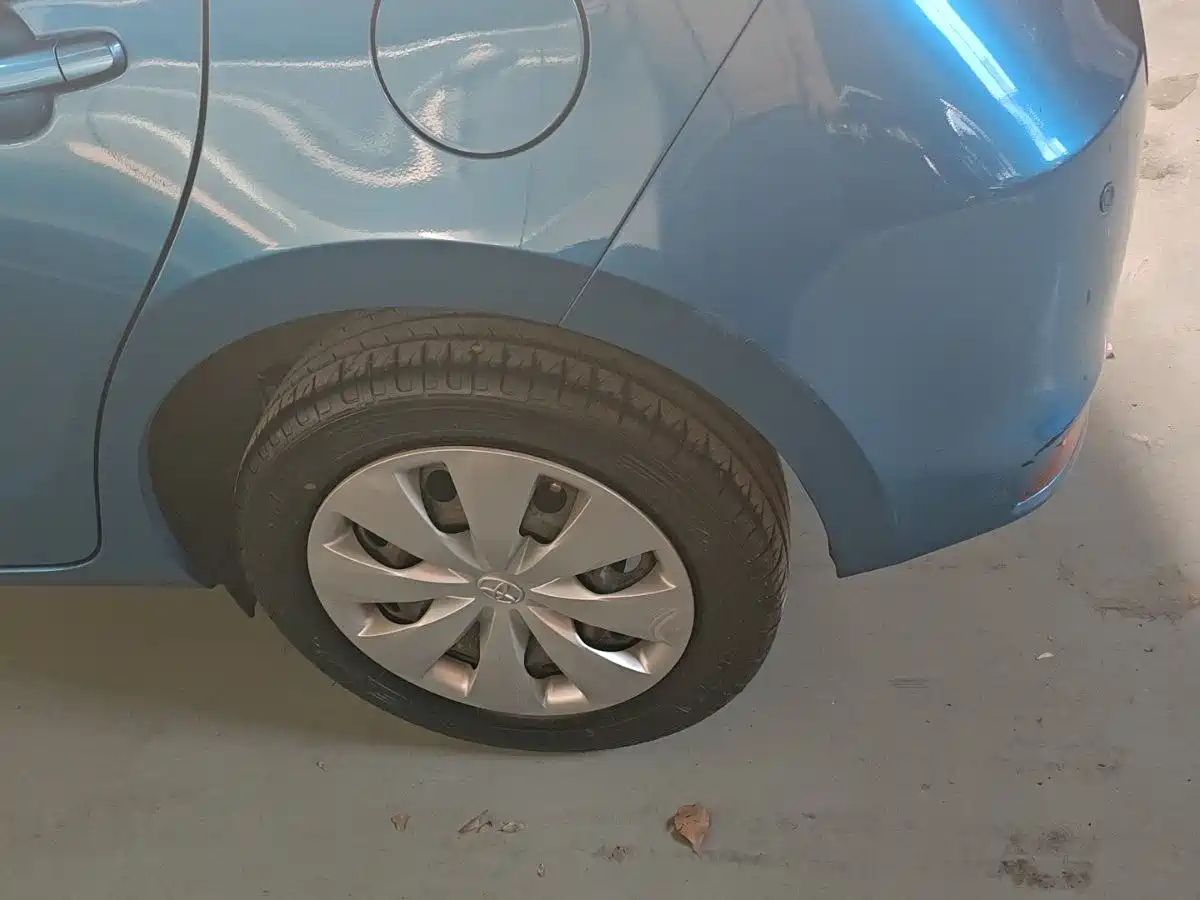Toyota YARiS L Zhi Xuan 2015 1.5E Auto Charming Edition