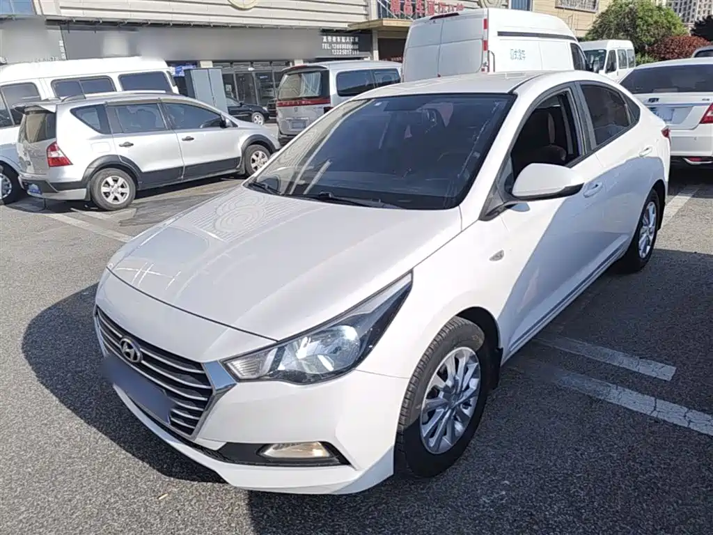 Hyundai Hyundai Verna 2016 1.4L Manual Cool Edition GLS