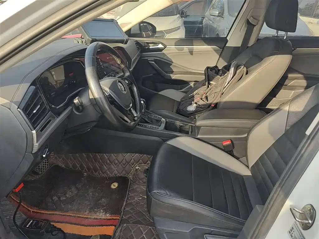 Volkswagen Sagitar 2021 280TSI DSG Surpassing Edition