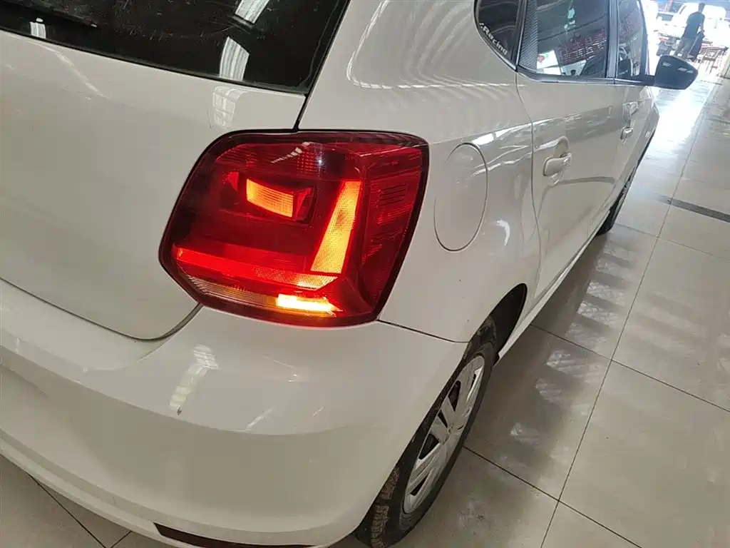 Volkswagen Polo 2016 1.4L Manual Trend