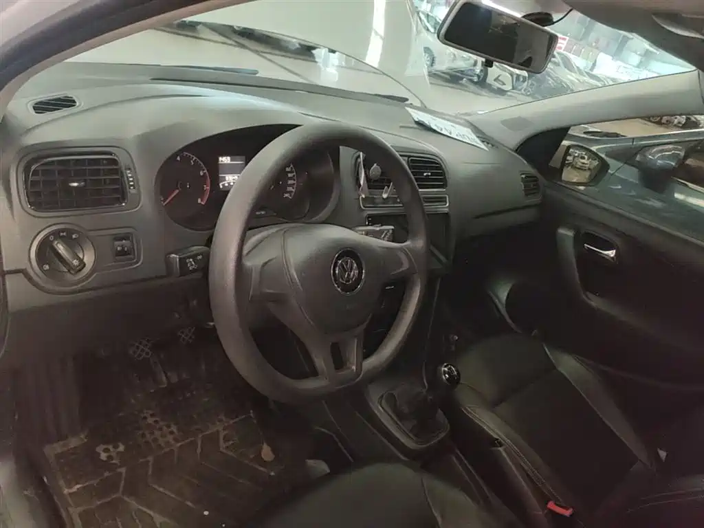 Volkswagen Polo 2016 1.4L Manual Trend