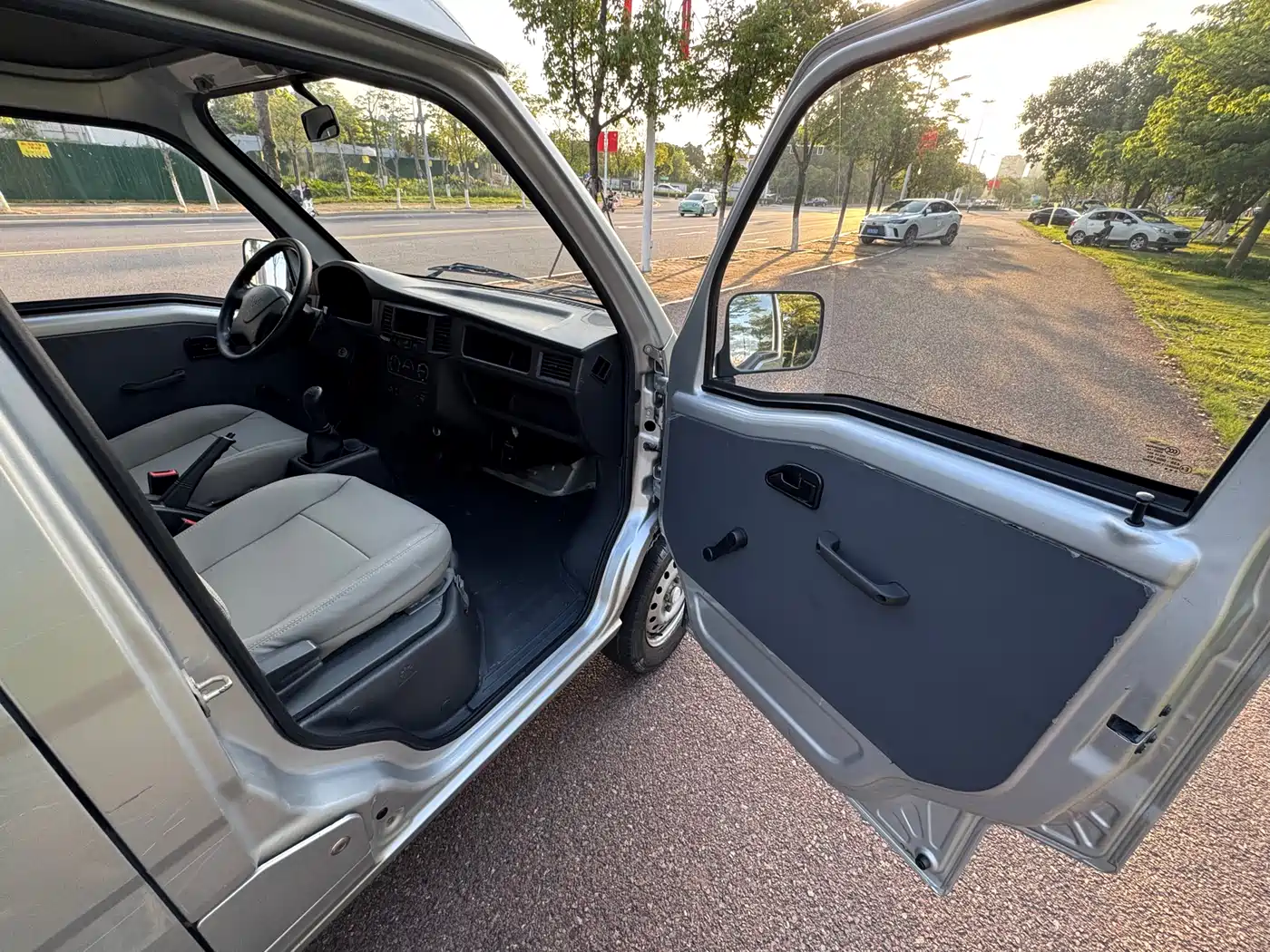 Wuling Motors Wuling Zhiguang 2020 1.2L Utility China VI LSI