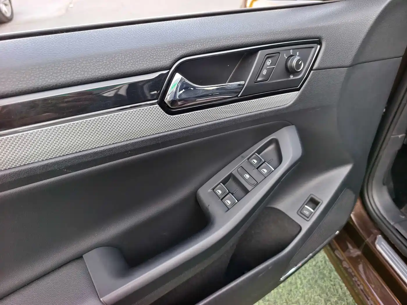Volkswagen Sagitar 2015 230TSI Automatic Comfort