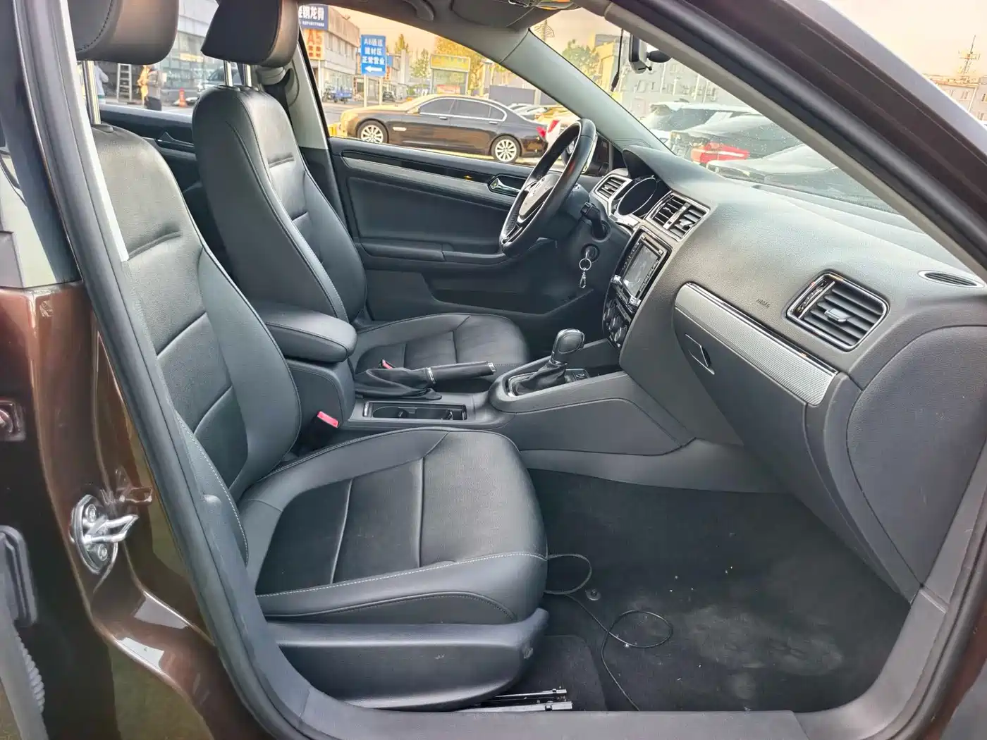 Volkswagen Sagitar 2015 230TSI Automatic Comfort