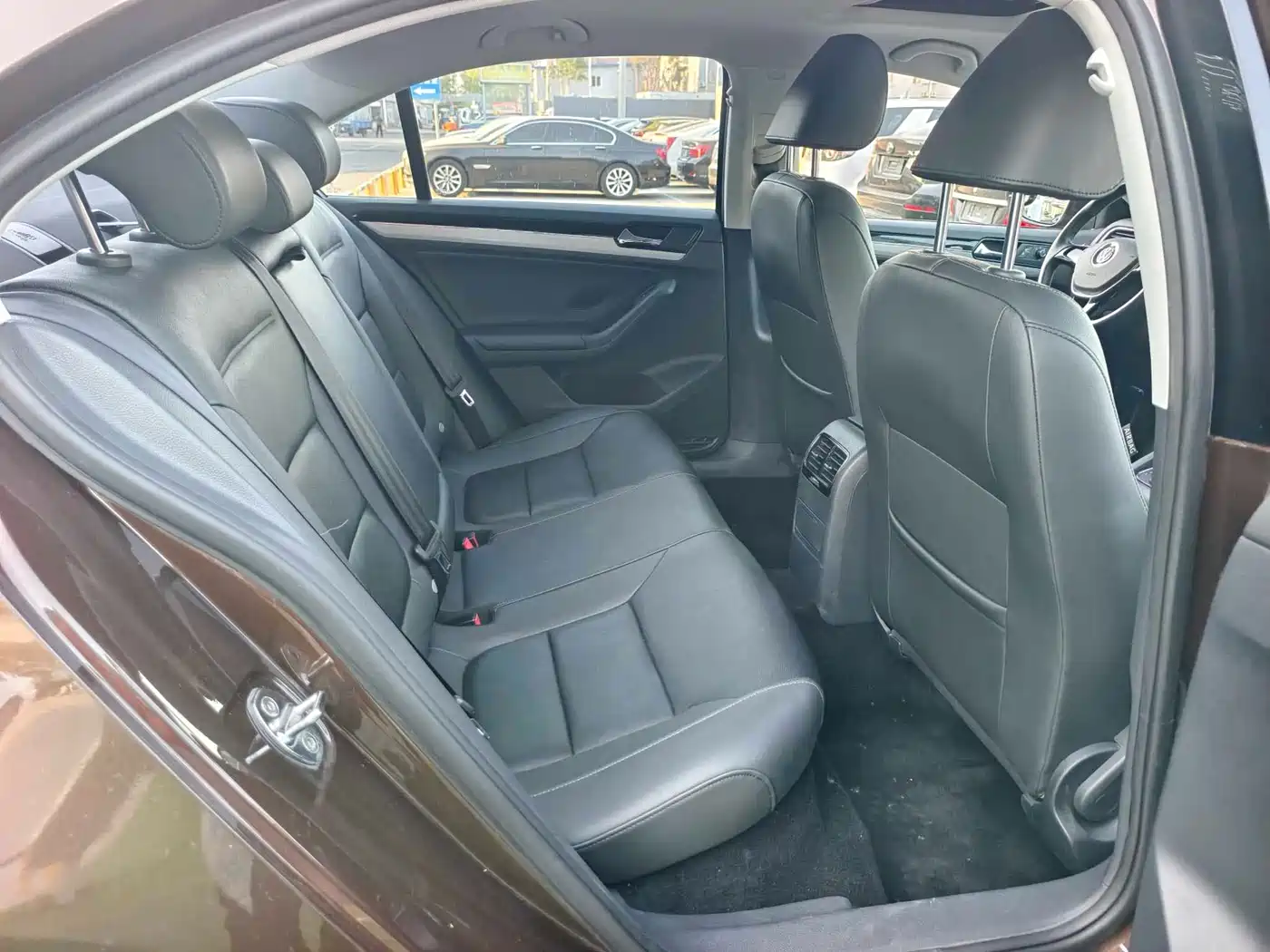 Volkswagen Sagitar 2015 230TSI Automatic Comfort