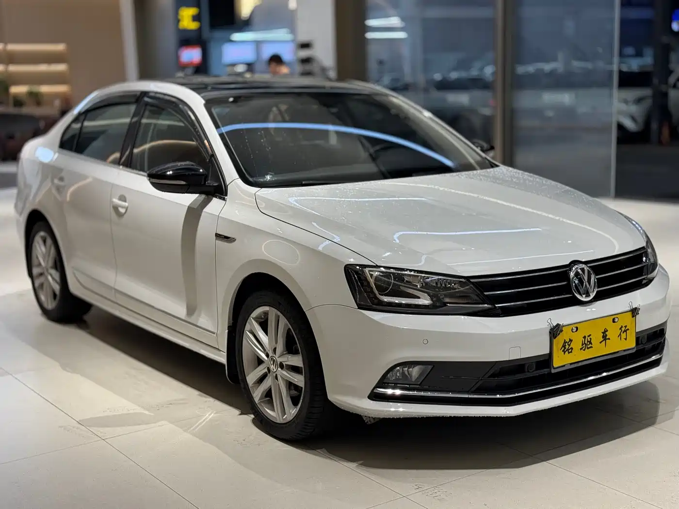 Volkswagen Sagitar 2018 280TSI DSG Luxury