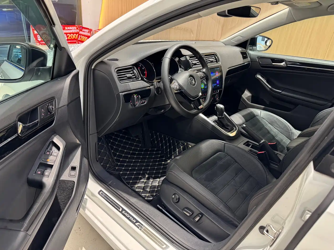 Volkswagen Sagitar 2018 280TSI DSG Luxury