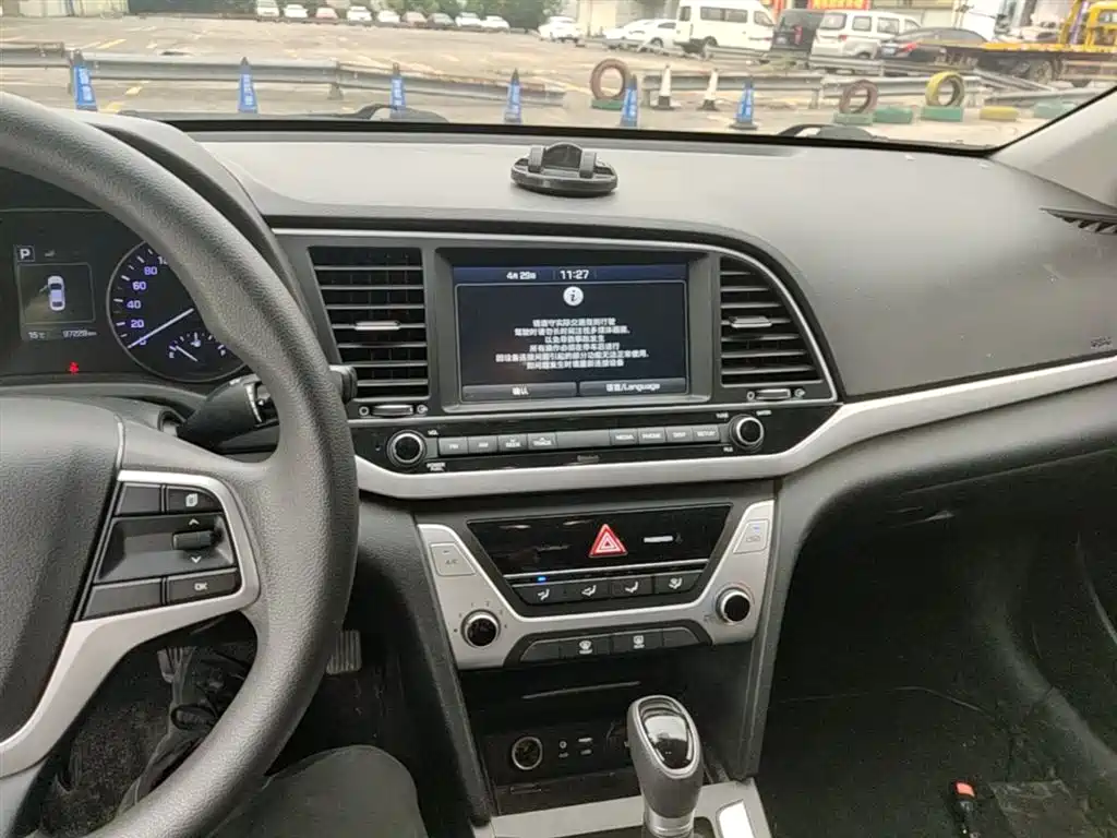 Hyundai Elantra 2016 Model 1.6L Automatic Smart Elite