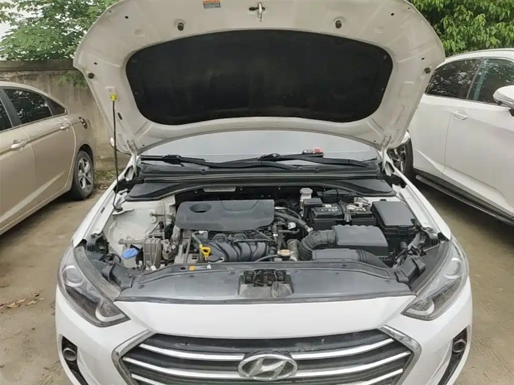 Hyundai Elantra 2016 Model 1.6L Automatic Smart Elite