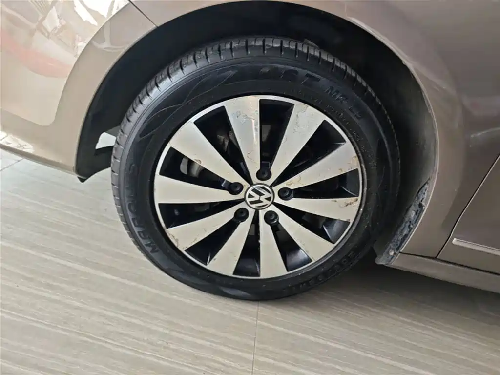 Volkswagen Sagitar 2017 230TSI Automatic Comfort
