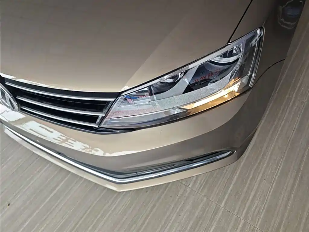 Volkswagen Sagitar 2017 230TSI Automatic Comfort