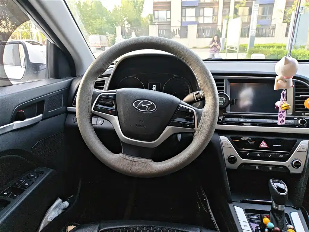 Hyundai Elantra 2016 Model 1.6L Automatic Smart Elite