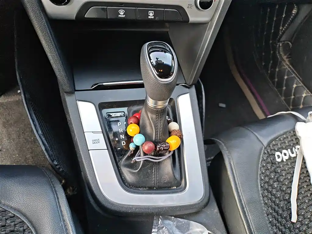 Hyundai Elantra 2016 Model 1.6L Automatic Smart Elite