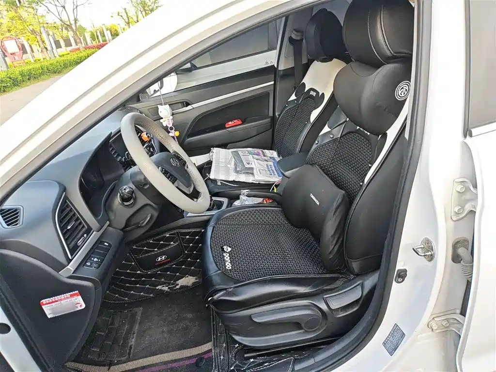 Hyundai Elantra 2016 Model 1.6L Automatic Smart Elite