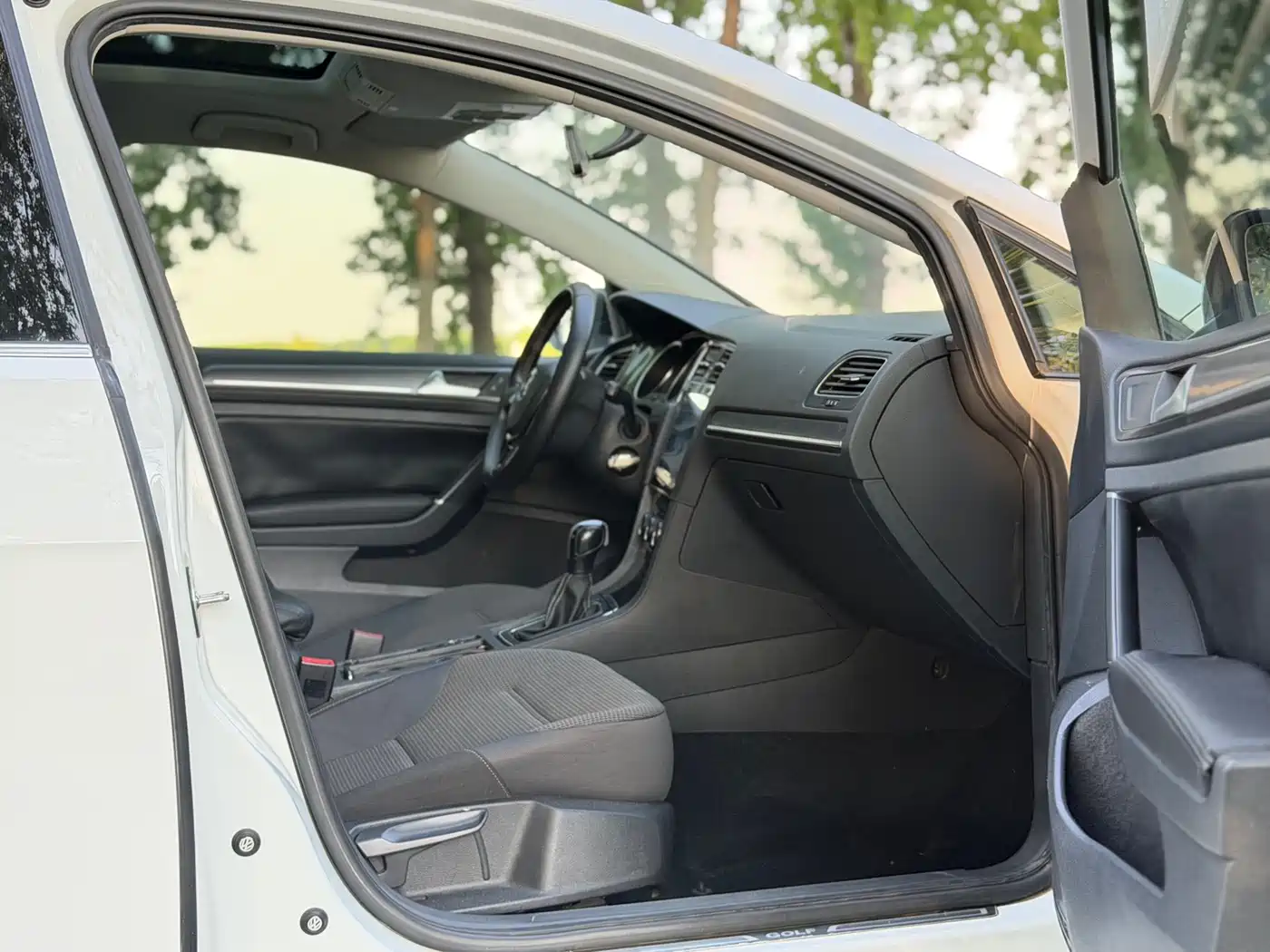 Volkswagen Golf 2016 1.6L Automatic Comfort