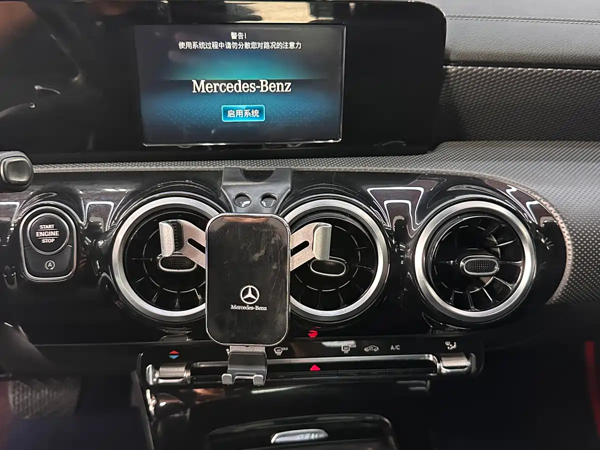 Mercedes-Benz Mercedes-Benz A-Class 2019 A 180 L Sport Sedan