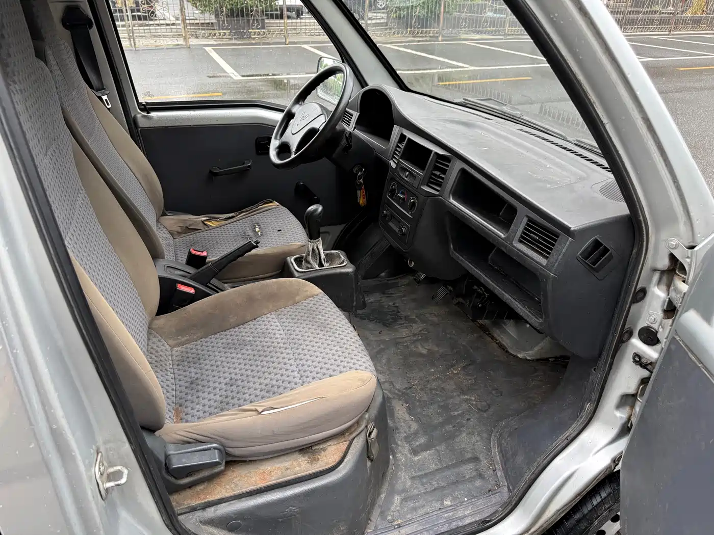 Wuling Motors Wuling Zhiguang 2015 1.2L Standard LSI